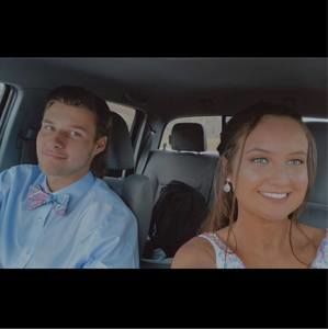 Meet your Posher, Madalyn